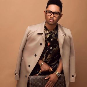 Meet your Posher, Dereyon